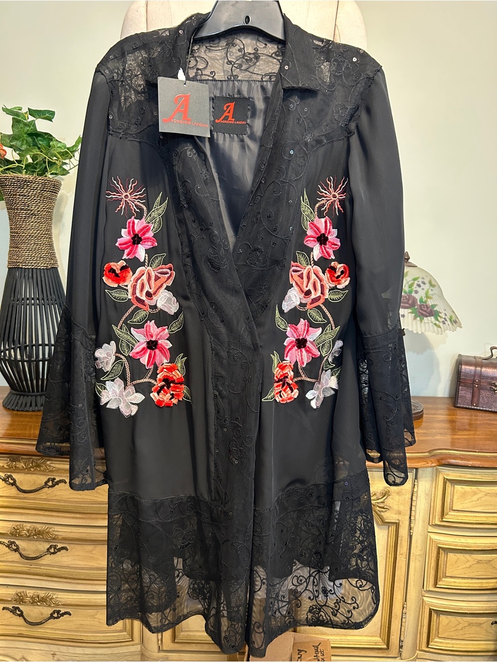 Adrienne Landau Black Floral  Embroidered Sequin Lace Flare Sleeve Robe Duster